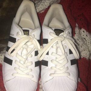 Adidas Women’s Superstar 8.5